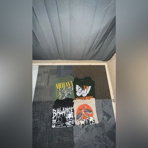 4 Graphic Tees ‼️
